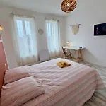 Rum i privatbostad Coliving Centre-ville - Terrasse & Wifi - Ideal Pro & Longue Duree - Arrivee Autonome Saint-Quentin (Aisne)