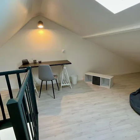Homestay szállás Coliving Centre-ville - Terrasse & Wifi - Ideal Pro & Longue Duree - Arrivee Autonome *
