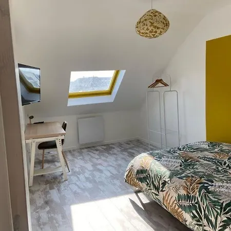 Coliving Centre-ville - Terrasse & Wifi - Ideal Pro & Longue Duree - Arrivee Autonome Homestay szállás Saint-Quentin
