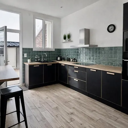 Coliving Centre-Ville - Terrasse & Wifi - Ideal Pro & Longue Duree - Arrivee Autonome Проживание в семье