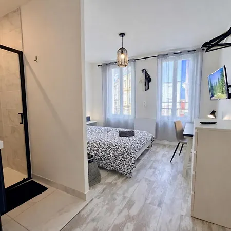 La Coloc Boho - Saint-Quentin, Chambres Centre, Ideal Pro Проживание в семье *