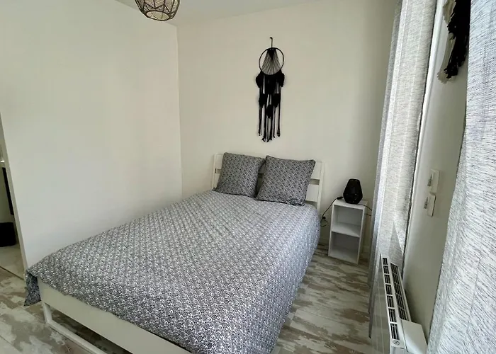 Проживание в семье La Coloc Boho Par Your Sweet Loc