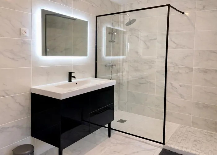 Coliving Equipe Avec Terrasse - Wifi Rapide, Cuisine Complete, Centre-Ville - Ideal Sejour Pro Ou Longue Duree